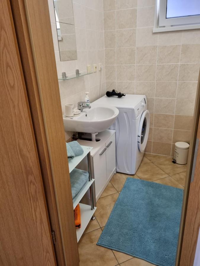 Apartman 501 Biely Kostol Bagian luar foto